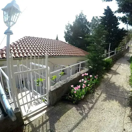 Nives Appartement *