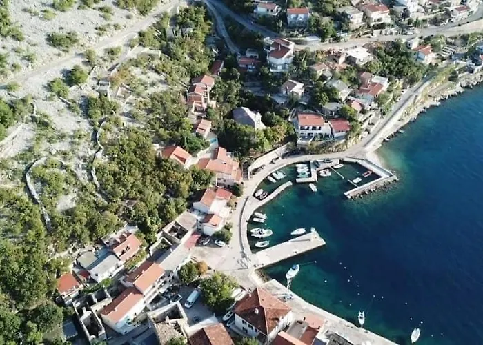 Nives Apartmán Starigrad (Kvarner)