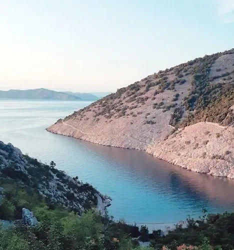 Nives Starigrad (Kvarner)